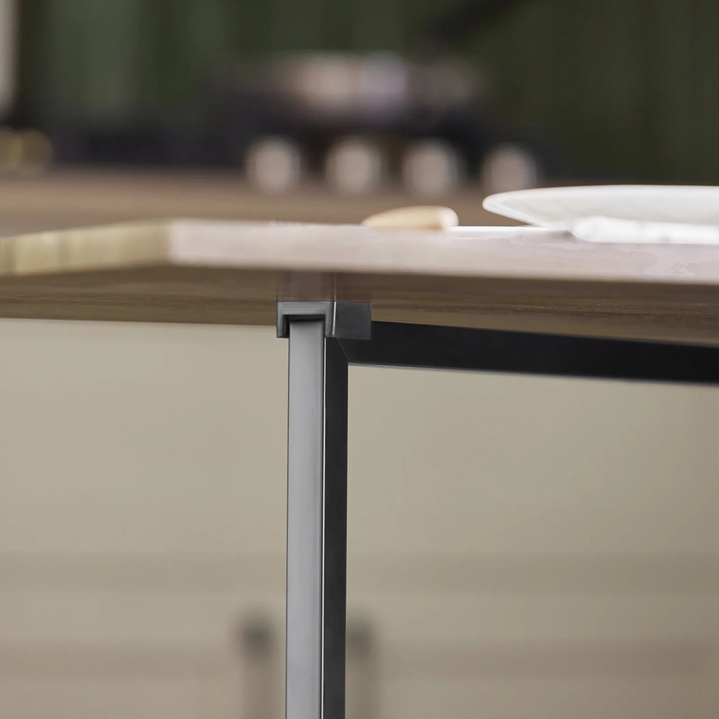 Pladsbesparende klapbord med 3 bordplader, sort / brun
