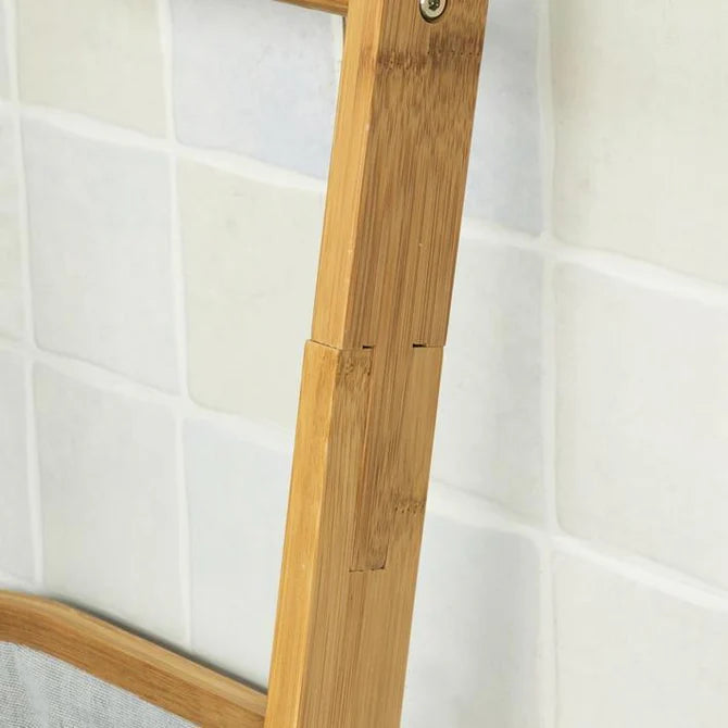 Håndklædeholder med vaskekurv, træ