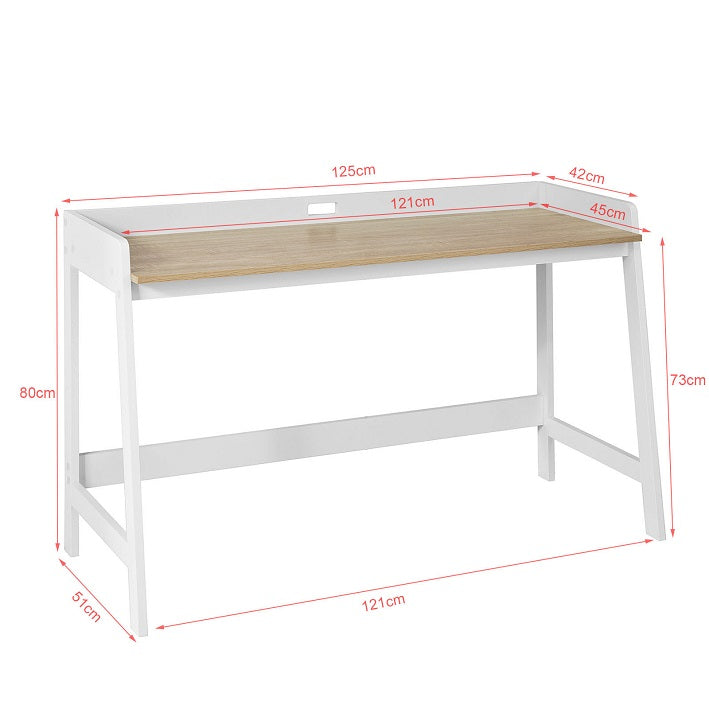 Skrivebord med stor naturfarvet bordplade, hvid